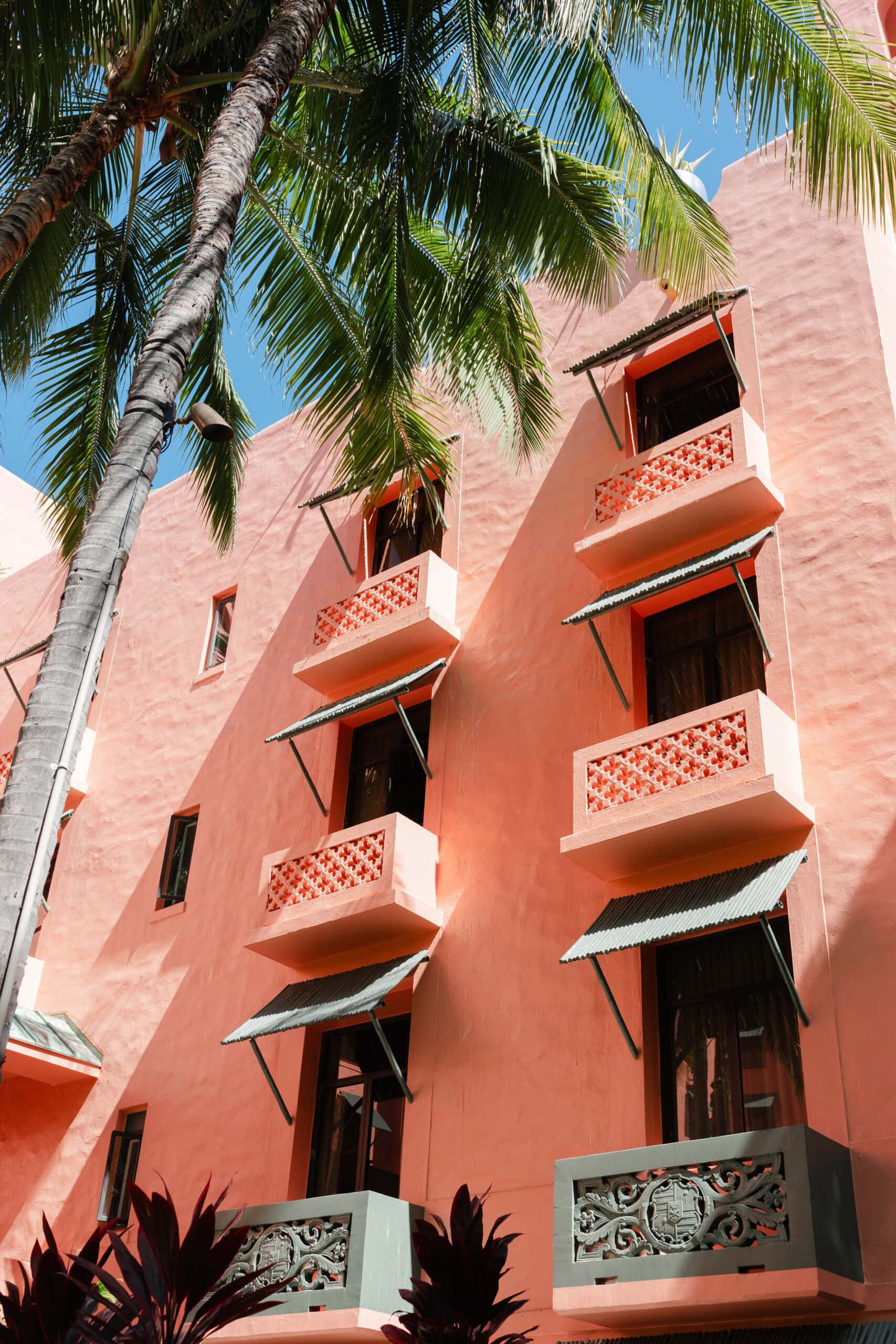 The Royal Hawaiian, an intimate Oahu wedding venue